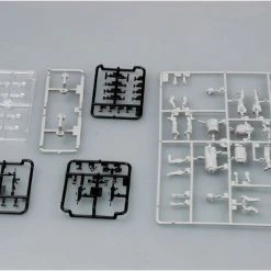 00424 | Trumpeter 1/35 Modern U.S. Army Armor Crewman & Infantry Scaled Plastic Model Kit -Trumpeter Sales Shop TRU 00424 54 1200x800 1