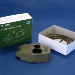 00904 | Trumpeter 1/16 1944 T-34/85 Type 147 Factory Medium Tank Scaled Plastic Model Kit -Trumpeter Sales Shop TRU 00904 04 1200x800 1