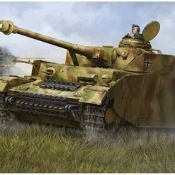 00920 | Trumpeter 1/16 German Pzkpfw IV Ausf.H Medium Tank Scaled Plastic Model Kit