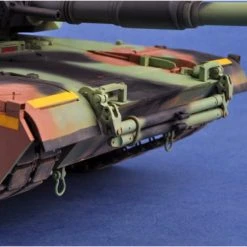 00926 | Trumpeter 1/16 U.S. Abrams M1A1 Aim Main Battle Tank Scaled Plastic Model Kit W/ Australian Decals -Trumpeter Sales Shop TRU 00926 57 1200x800 1