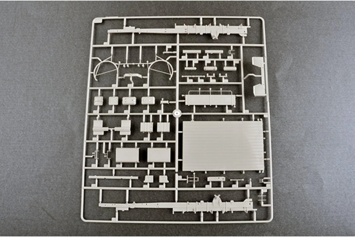 01072 | Trumpeter 1/35 Russian URAL-4320 Military Truck Scaled Plastic Model Kit 8 01072 | Trumpeter 1/35 Russian URAL-4320 Military Truck Scaled Plastic Model Kit - Image 6