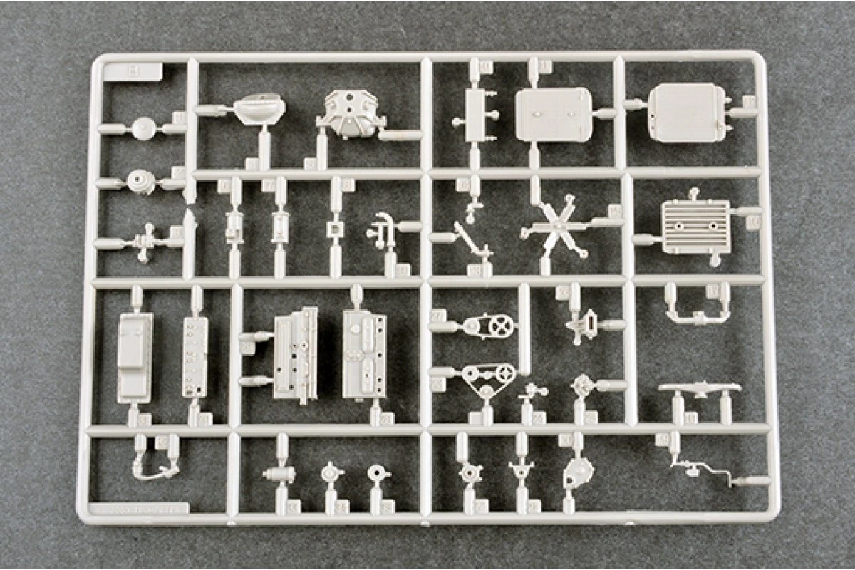 01075 | Trumpeter 1/35 Soviet 2B7 Multiple Rocket Launcher BM-13 NM Scaled Plastic Model Kit 17 01075 | Trumpeter 1/35 Soviet 2B7 Multiple Rocket Launcher BM-13 NM Scaled Plastic Model Kit - Image 15
