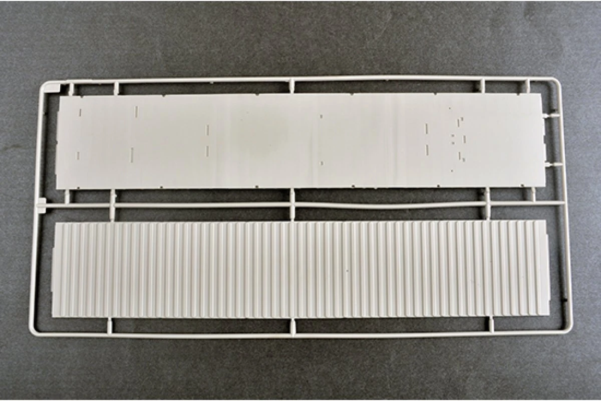 01077 | Trumpeter 1:35 3M-54 Club-K 40-Foot Container Missile Launch System Scaled Plastic Model Kit 10 01077 | Trumpeter 1:35 3M-54 Club-K 40-Foot Container Missile Launch System Scaled Plastic Model Kit - Image 8