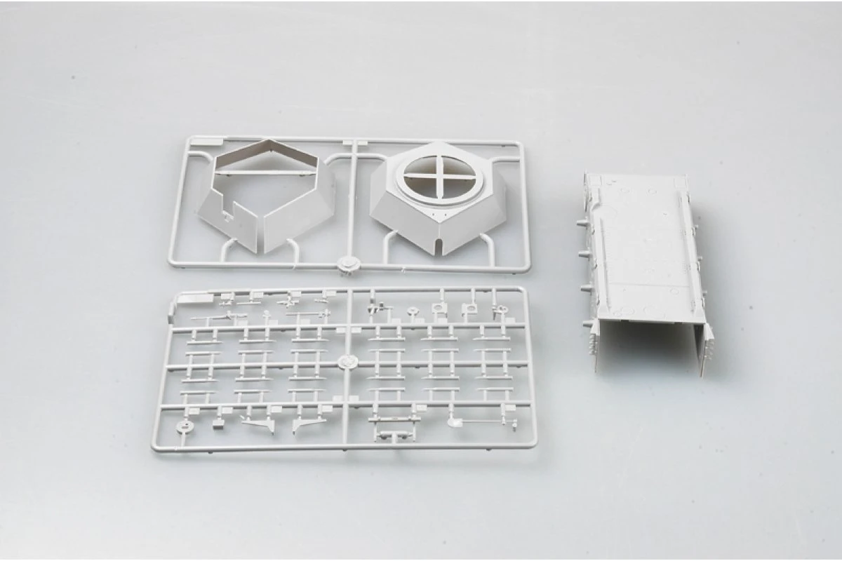 01520 | Trumpeter 1/35 German 43 Flakpanzer IV Ostwind Self-Propelled Anti-Aircraft Gun Scaled Plastic Model Kit 5 01520 | Trumpeter 1/35 German 43 Flakpanzer IV Ostwind Self-Propelled Anti-Aircraft Gun Scaled Plastic Model Kit - Image 3