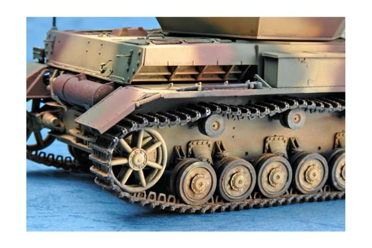 01520 | Trumpeter 1/35 German 43 Flakpanzer IV Ostwind Self-Propelled Anti-Aircraft Gun Scaled Plastic Model Kit 10 01520 | Trumpeter 1/35 German 43 Flakpanzer IV Ostwind Self-Propelled Anti-Aircraft Gun Scaled Plastic Model Kit - Image 8