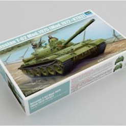 01552 | Trumpeter 1/35 Russian 1975 T-62 Tank Scaled Plastic Model Kit -Trumpeter Sales Shop TRU 01552 52 1200x800 1