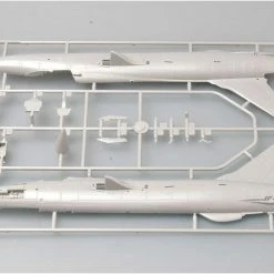 01617 | Trumpeter 1/72 F105D Thunderchief Bomber/Fighter Jet Scaled Plastic Model Kit -Trumpeter Sales Shop TRU 01617 54 1200x800 1