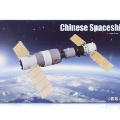 01671 | Trumpeter 1/72 Chinese Spaceship #10 (Pre Painted) Scaled Plastic Model Kit