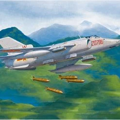01686 | Trumpeter 1/72 Nanchang Q-5C Jet Scaled Plastic Model Kit