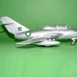 02805 | Trumpeter 1/48 Mikoyan Gurevich MiG-15 UTI Midget Jet Scaled Plastic Model Kit -Trumpeter Sales Shop TRU 02805 54 1200x800 1