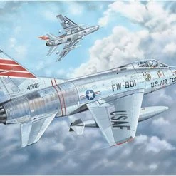 03221 | Trumpeter 1/32 USAF F-100C Super Sabre Fighter Jet Scaled Plastic Model Kit