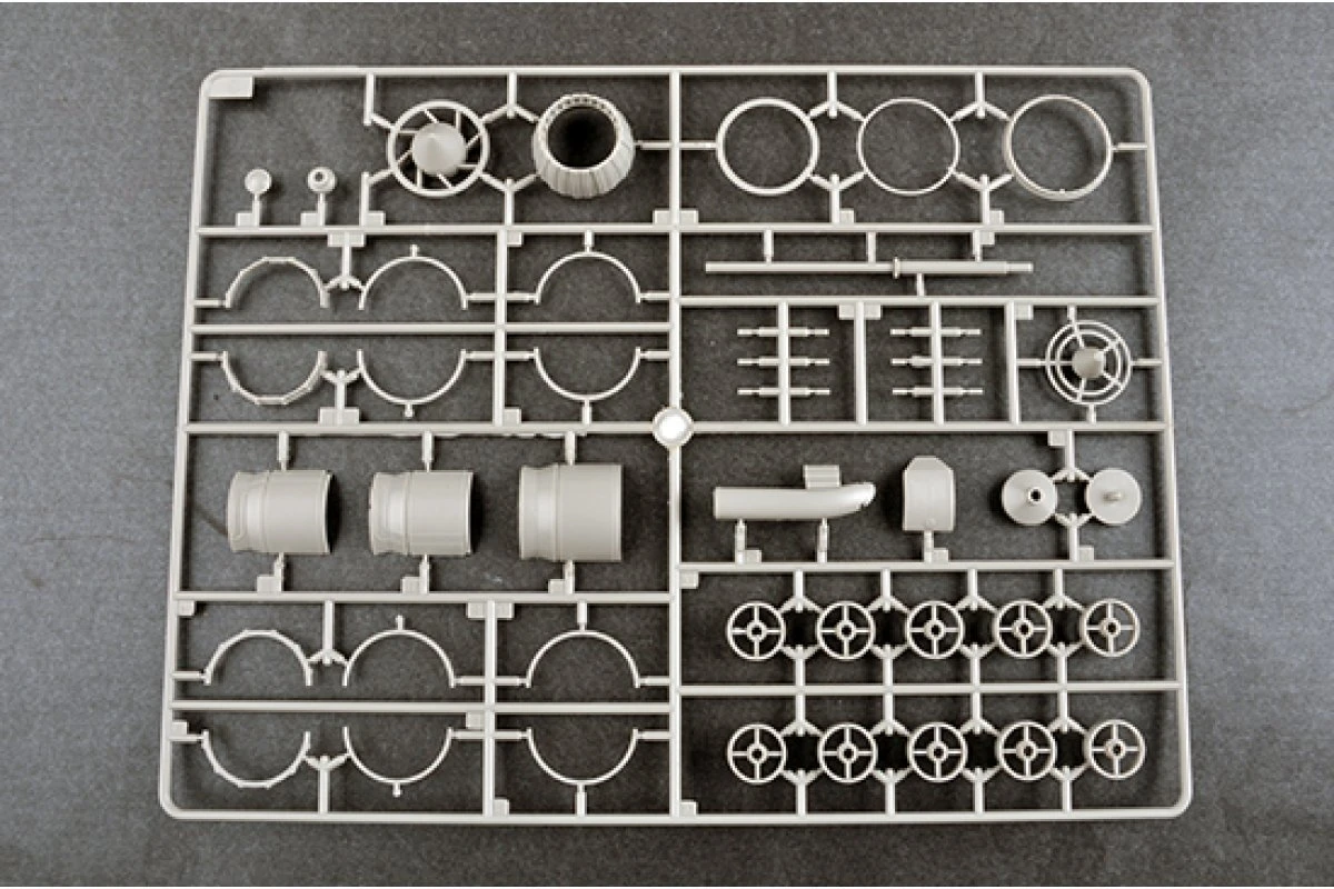 03221 | Trumpeter 1/32 USAF F-100C Super Sabre Fighter Jet Scaled Plastic Model Kit 16 03221 | Trumpeter 1/32 USAF F-100C Super Sabre Fighter Jet Scaled Plastic Model Kit - Image 14