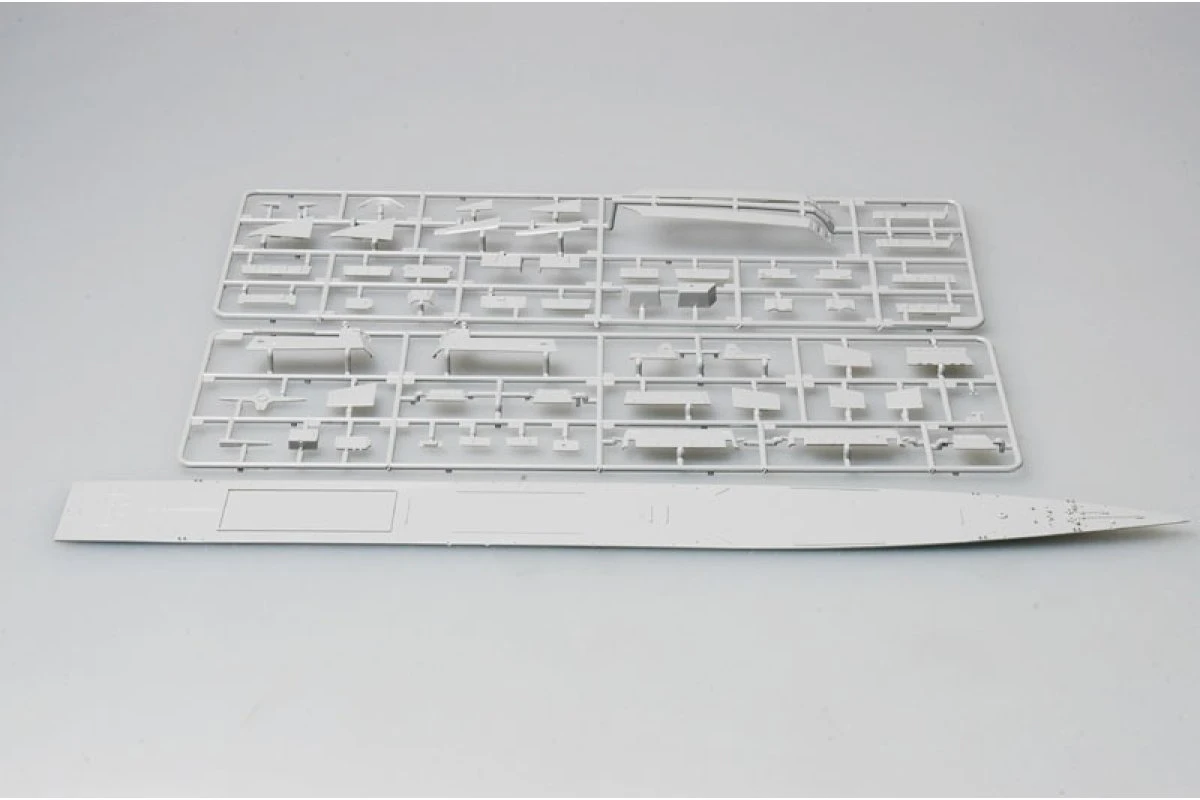 04529 | Trumpeter 1/350 PLA Navy 051C DDF-115 Shenyang Destroyer Plastic Model Kit 5 04529 | Trumpeter 1/350 PLA Navy 051C DDF-115 Shenyang Destroyer Plastic Model Kit - Image 3