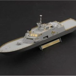 04549 | Trumpeter 1/350 USS Freedom LCS-1 Plastic Model Kit -Trumpeter Sales Shop TRU 04549 04 1200x800 1