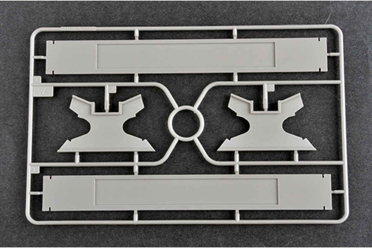 05349 | Trumpeter 1/350 Italian Heavy Cruiser Gorizia Scaled Plastic Model Kit 7 05349 | Trumpeter 1/350 Italian Heavy Cruiser Gorizia Scaled Plastic Model Kit - Image 5