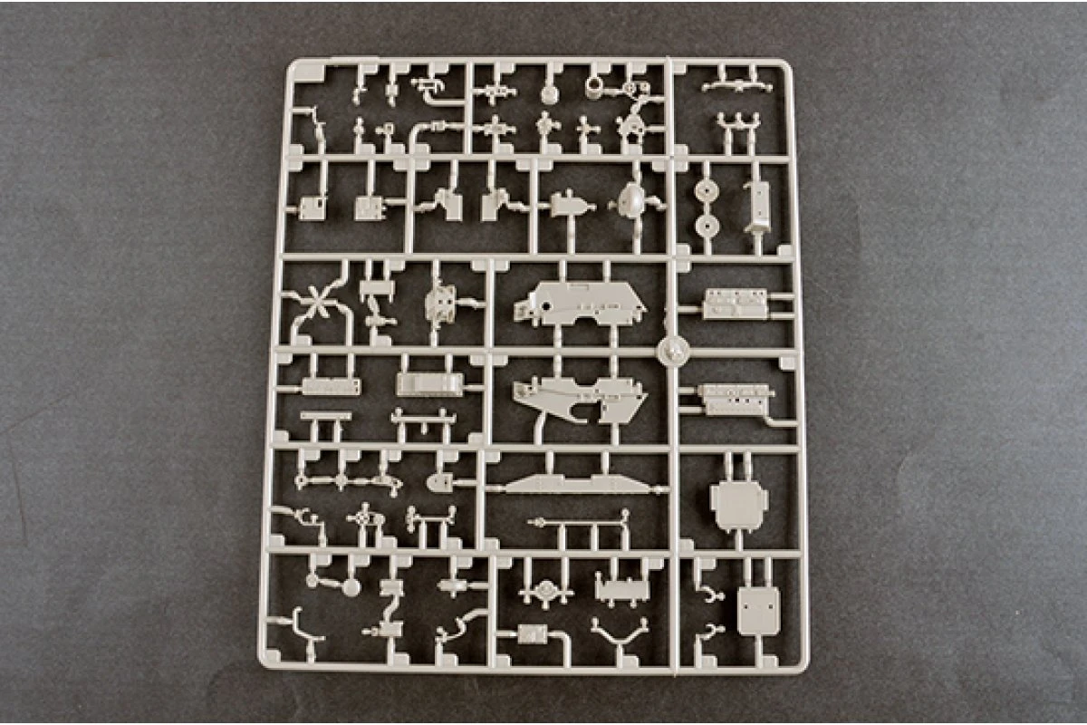 09574 | Trumpeter 1/35 Soviet BTR-152K1 APC Scaled Plastic Model Kit 8 09574 | Trumpeter 1/35 Soviet BTR-152K1 APC Scaled Plastic Model Kit - Image 6